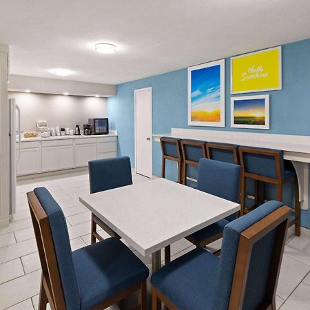Days Inn & Suites By Wyndham Vicksburg Zewnętrze zdjęcie