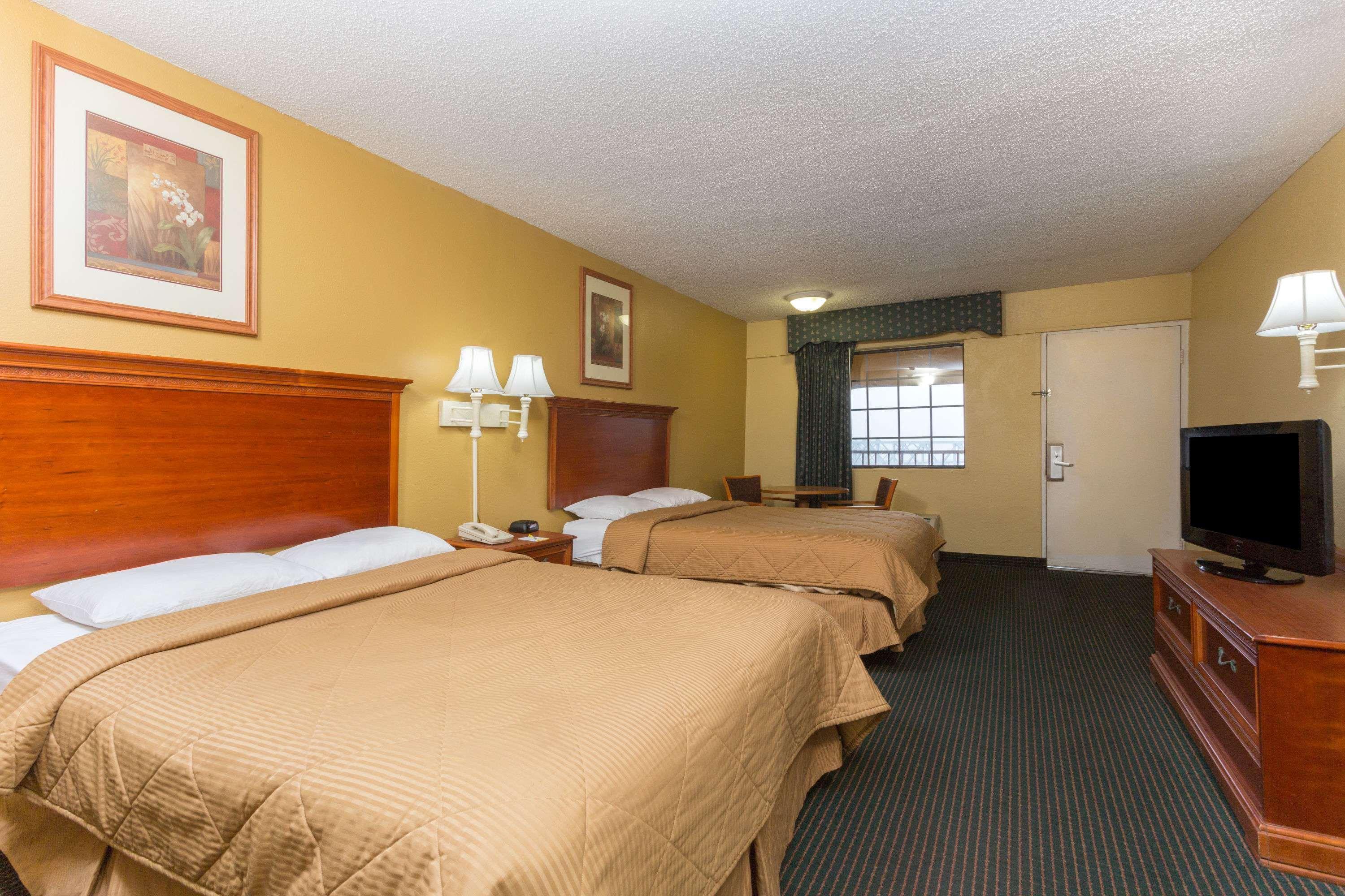 Days Inn & Suites By Wyndham Vicksburg Zewnętrze zdjęcie