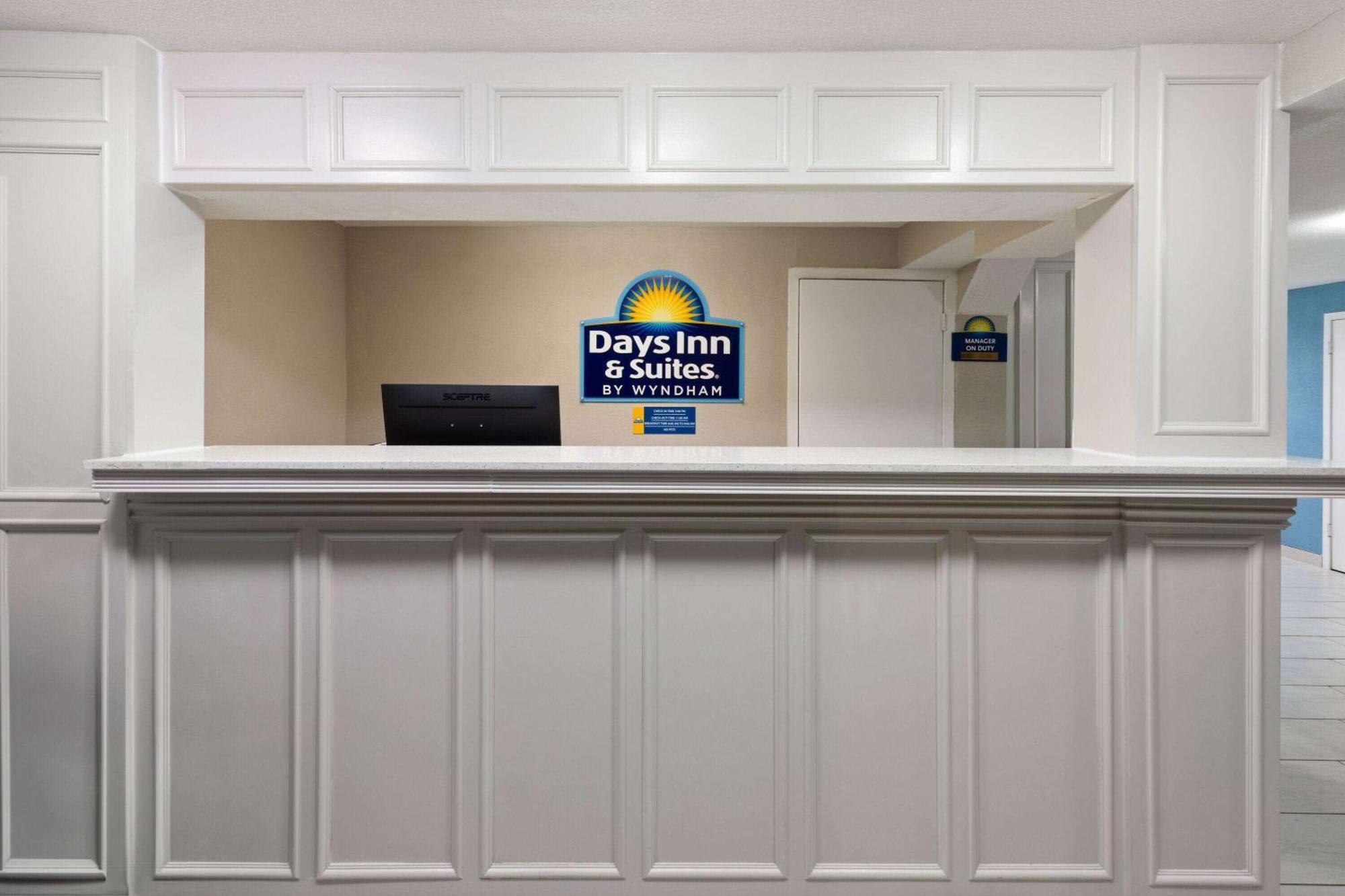 Days Inn & Suites By Wyndham Vicksburg Zewnętrze zdjęcie