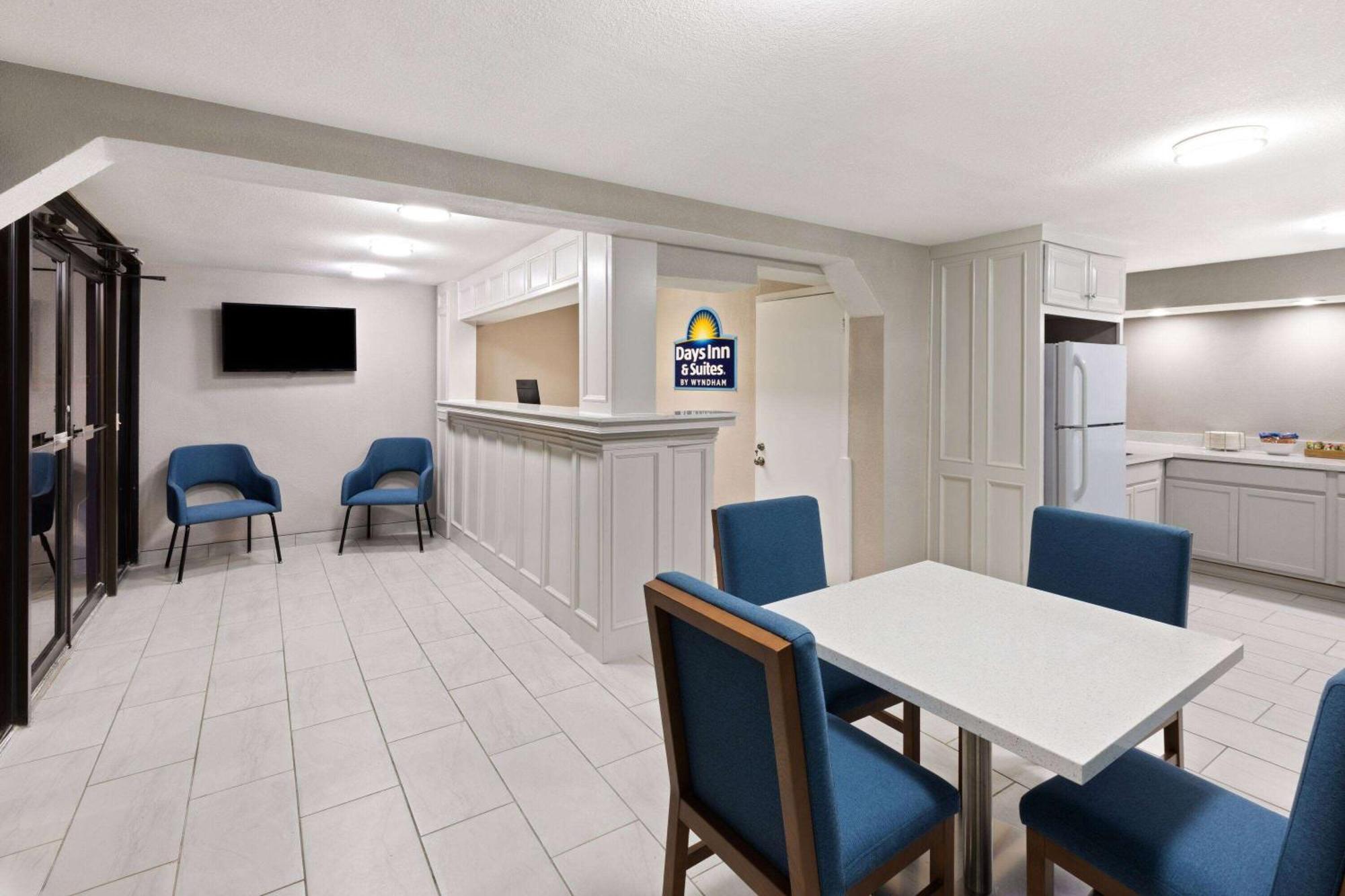Days Inn & Suites By Wyndham Vicksburg Zewnętrze zdjęcie